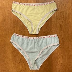 BUNDLE OF SONOMA 2 PAIRS GIRLS YELLOW & BLUE UNDERWEAR SZ 10